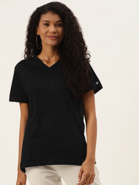 

PRINTOCTOPUS Women Black V-Neck Pure Cotton Solid T-shirt