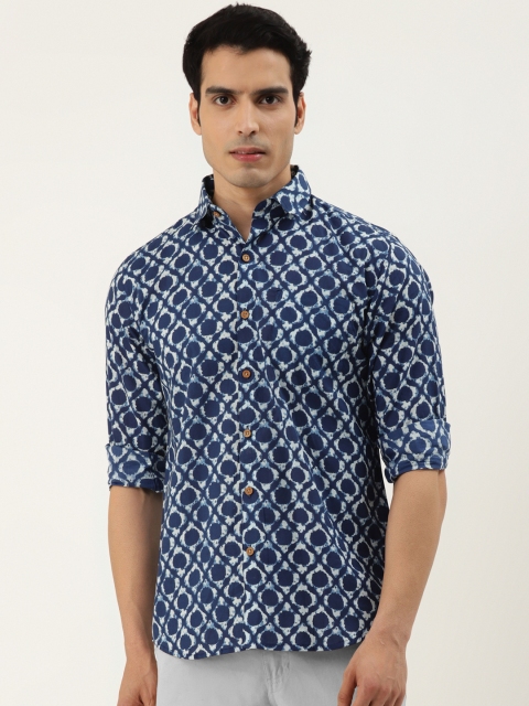 

FERANOID Men Blue Opaque Printed Casual Shirt