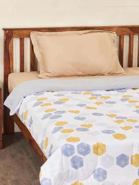 

Home Centre Grey & Yellow Printed Mild Winter 150 GSM Single Bed Reversible Comforter