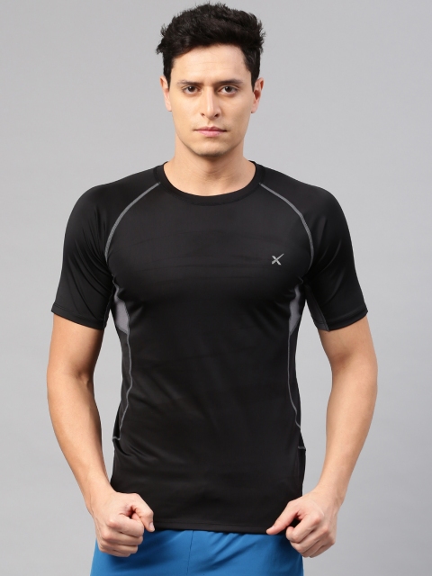 

HRX by Hrithik Roshan Men Black Solid Round Neck Active RAPID-DRY T-shirt