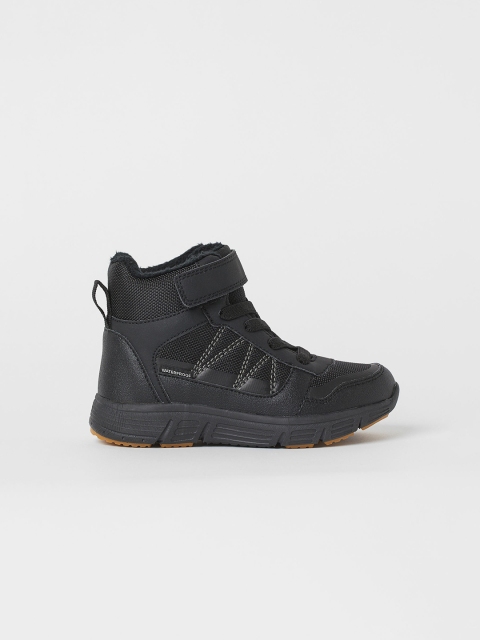

H&M Boys Black Solid Waterproof Hi-Tops