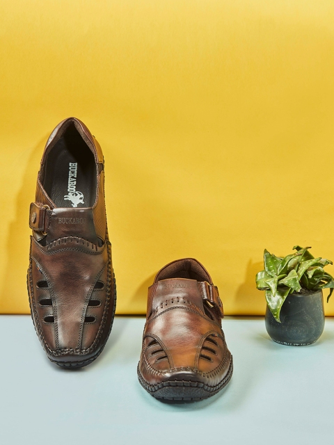 

Buckaroo Men Brown Leather Shoe-Style Sandals