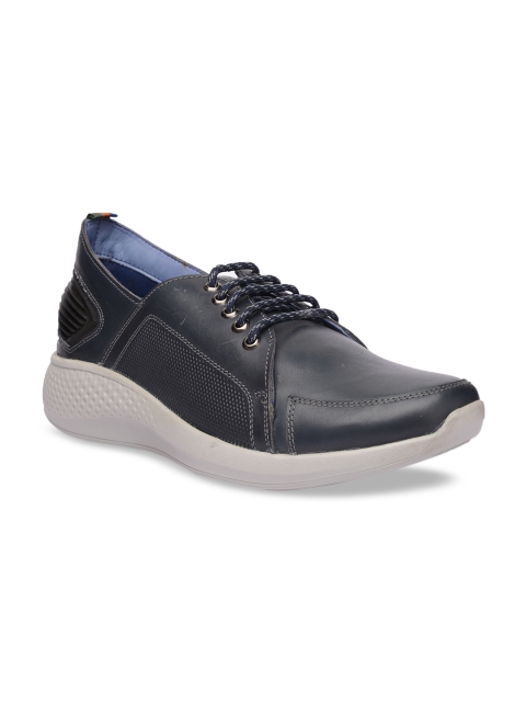 

Buckaroo Men Blue Textured Leather Sneakers