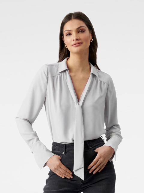

Forever New Women Grey Crepe Shirt Style Top