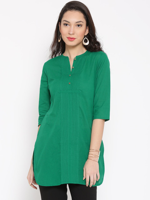 

AURELIA Women Green Solid Straight Kurta