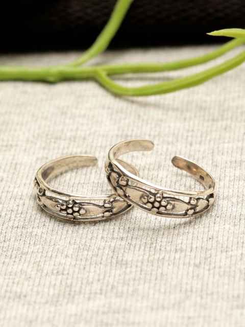 

GIVA Set of 2 Oxidised Silver Floral Heart Toe Rings