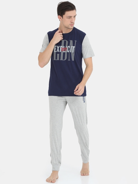 

Masculino Latino Men Navy Blue & Off White Printed Night suit