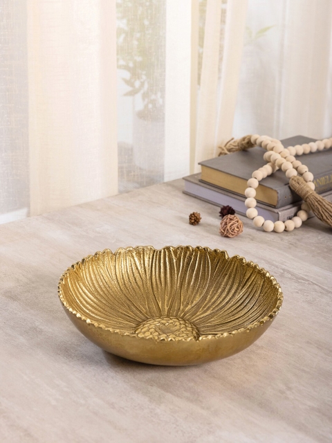 

Pure Home and Living Gold-Toned Willow Bowl
