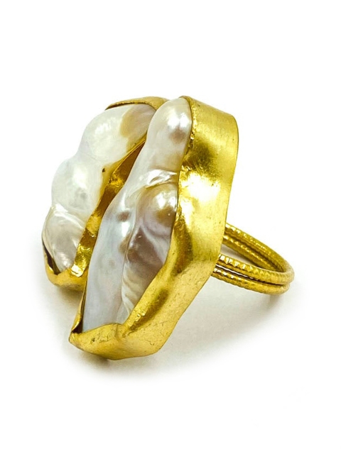 

THOA Gold-Toned & White Twin Mother Of Pearl-Studded Finger Ring
