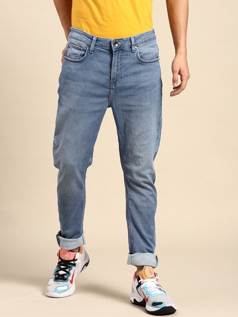 

United Colors of Benetton Men Blue Carrot Fit Light Fade Stretchable Jeans