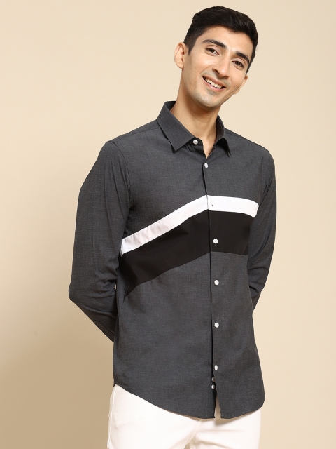 

United Colors of Benetton Men Charcoal Grey & White Slim Fit Striped Casual Shirt