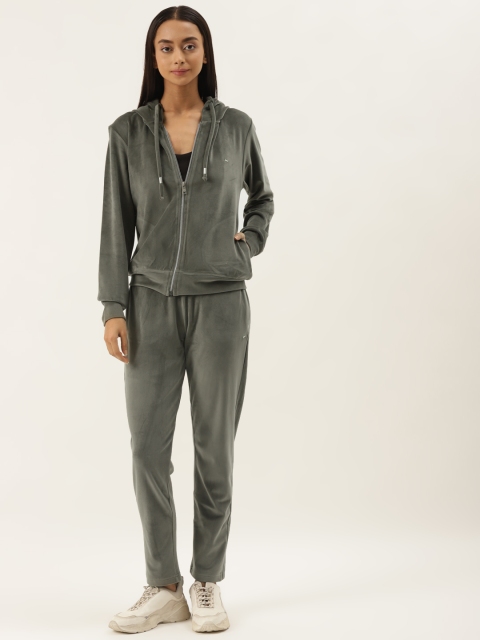 

Okane Women Grey Solid Velvet Tracksuit