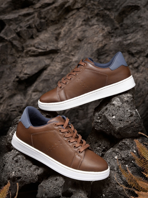 

Roadster Men Brown Solid Sneakers