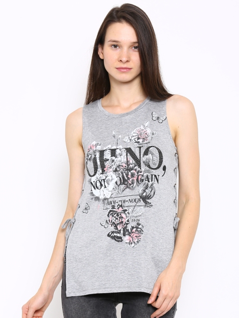 

Deal Jeans Women Grey Printed Top
