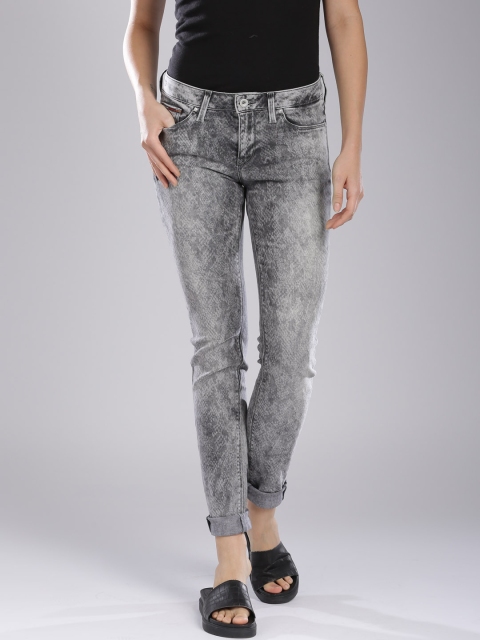 

Tommy Hilfiger Women Grey Skinny Fit Stretchable Jeans