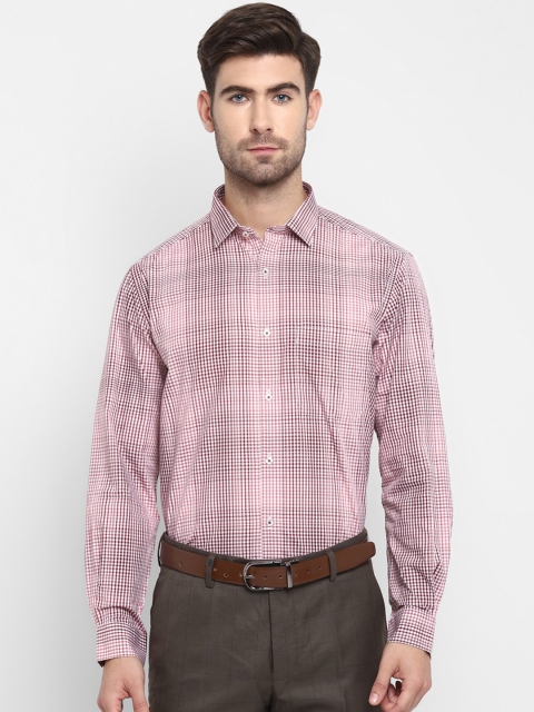 

Turtle Men Red Opaque Checked Casual Shirt