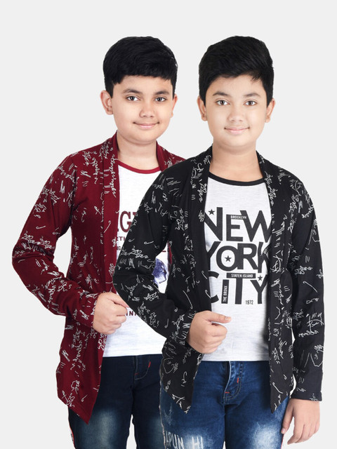 

Fabshio Boys Black & Maroon 2 Printed T-shirt