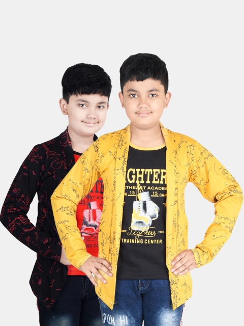 

Fabshio Pack Of 2 Boys Yellow Printed Pockets T-shirt