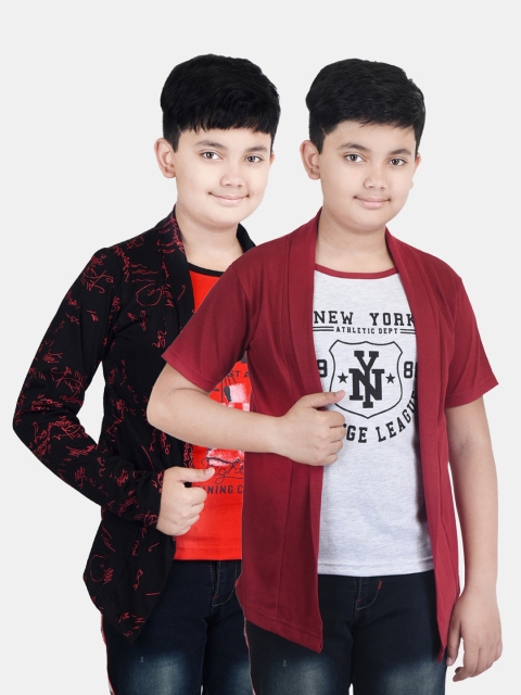 

Fabshio Boys Maroon & Black 2 Printed T-shirt