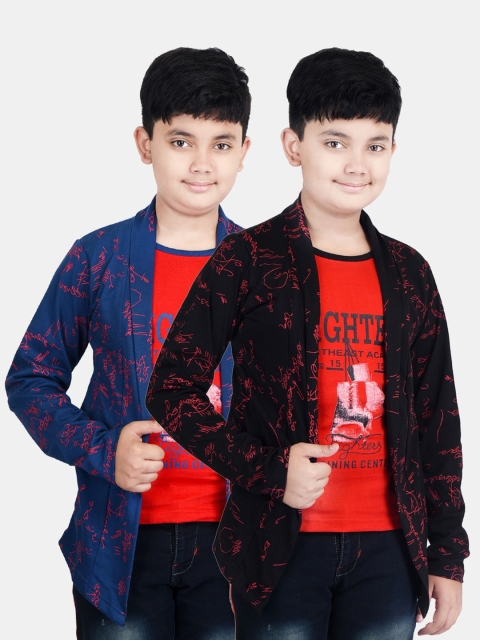 

Fabshio Pack Of 2 Boys Black Printed Henley Neck Pockets T-shirt