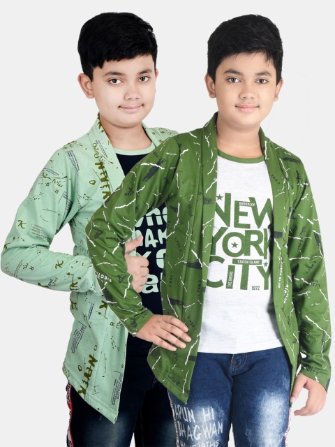 

Fabshio Boys Green & White Typography 2 Printed T-shirt