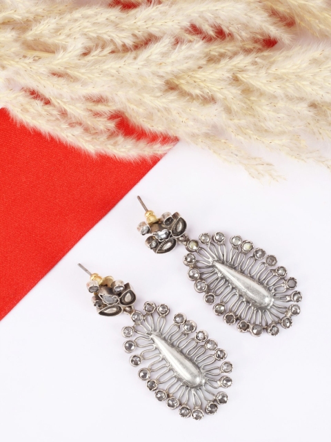 

SANGEETA BOOCHRA Silver-Toned Contemporary Drop Earrings