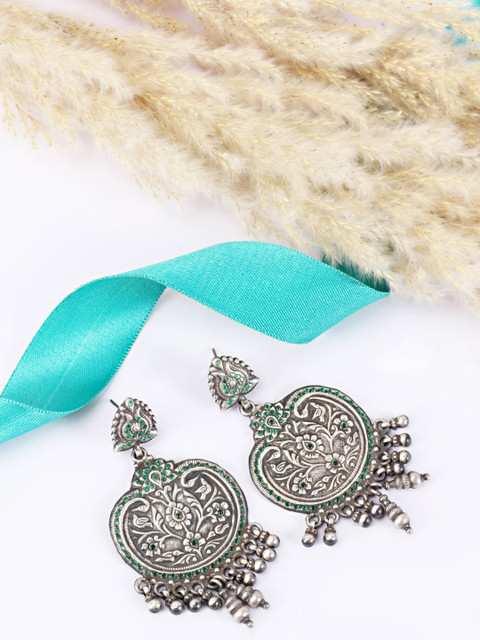 

SANGEETA BOOCHRA Silver-Toned Contemporary Drop Earrings