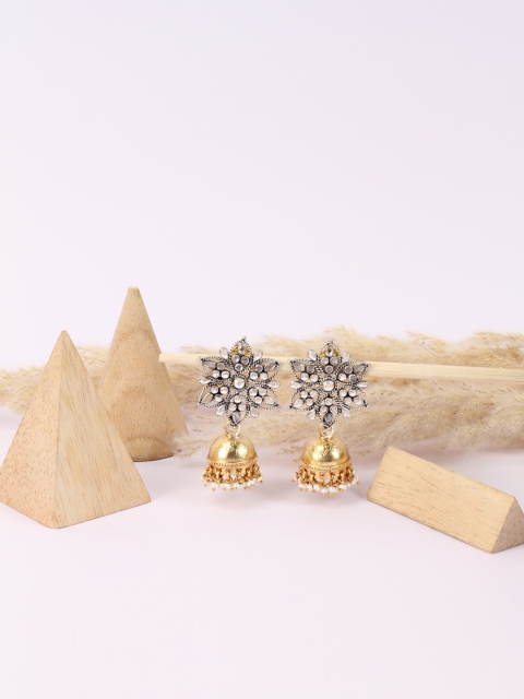 

SANGEETA BOOCHRA Silver-Toned & Gold-Toned Star Shaped Jhumkas Earrings
