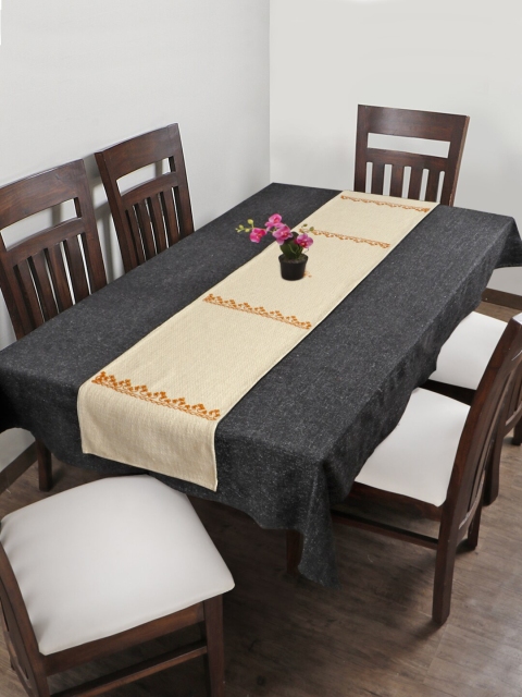 

HomeStorie Beige Embroidered Rectangular 6-Seater Table Runner