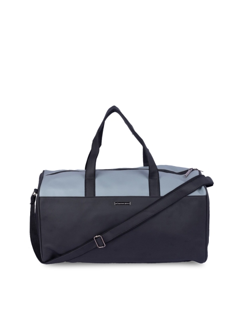 

Aeropostale Black Gym Duffle Bag