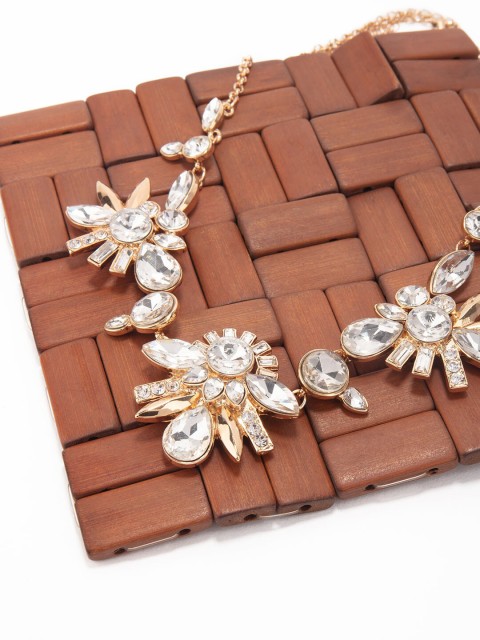 

Lilly & sparkle Gold-Plated & White Necklace