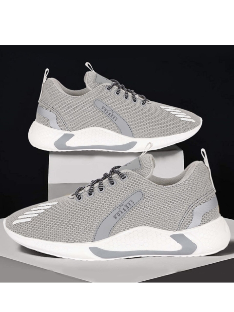 

Woakers Men Grey Woven Design Sneakers