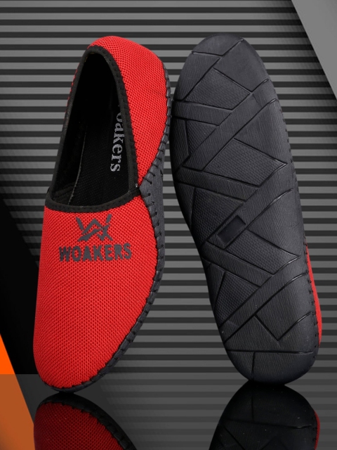 

Woakers Men Red Printed Slip-On Sneakers