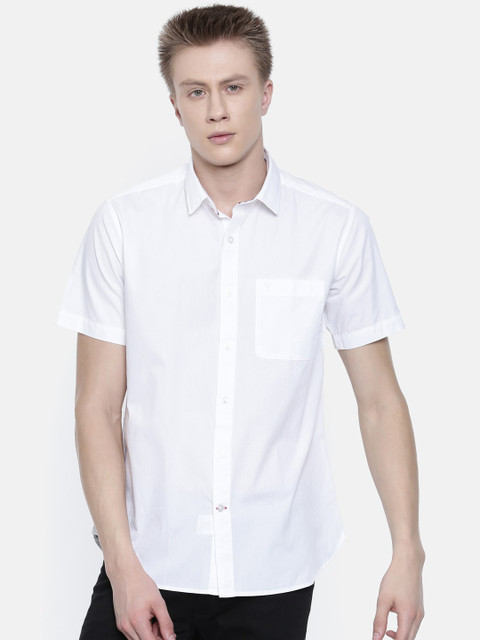 

Classic Polo Men White Slim Fit Opaque Cotton Casual Shirt
