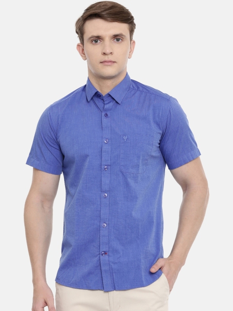 

Classic Polo Men Blue Slim Fit Opaque Cotton Casual Shirt