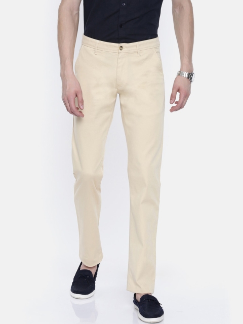 

Classic Polo Men Cream-Coloured Slim Fit Cotton Chinos Trousers