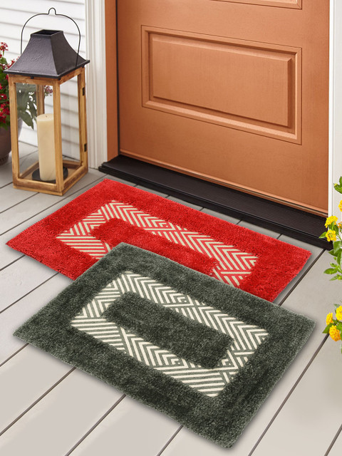 

Story@home Red & Grey Set of 2 Printed Anti-Skid Doormats