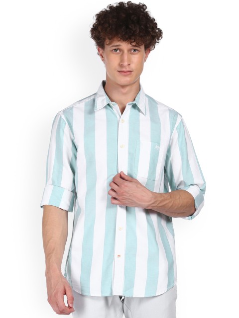 

Aeropostale Men Green & White Opaque Striped Pure Cotton Casual Shirt