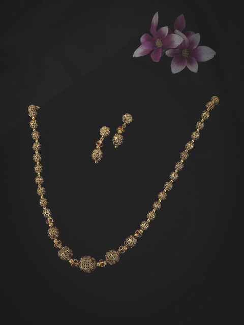 

KOLHA-BY CARLTON Gold-Plated Red Stone-Studded & Beaded Necklace and Earrings Set