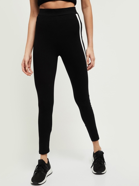 

max Women Black & White Solid Tights