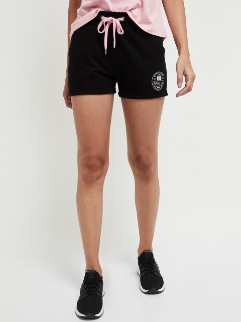 

max Women Black Slim Fit Regular Shorts