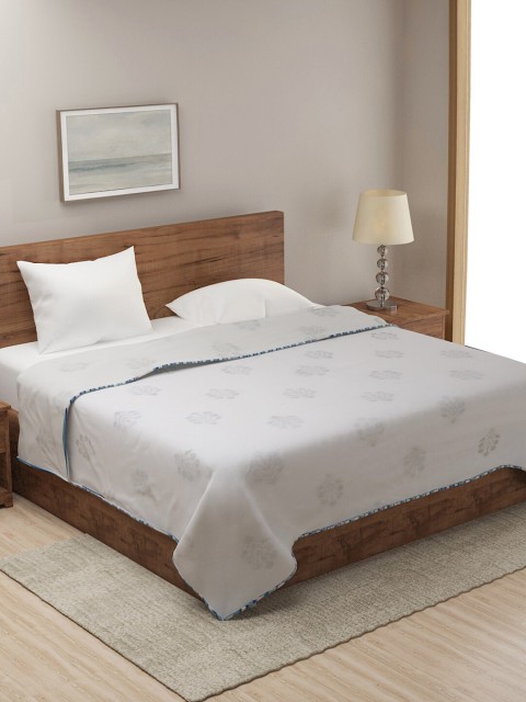

Fabindia Off White & Blue Floral Mild Winter Double Bed Dohar