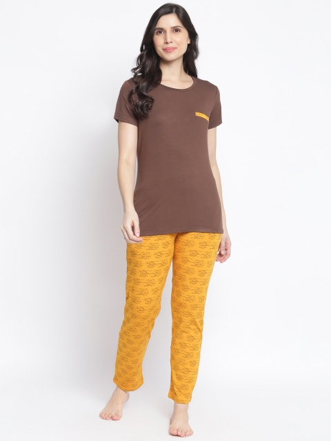 

Organza Women Brown & Yellow Printed Night Suit