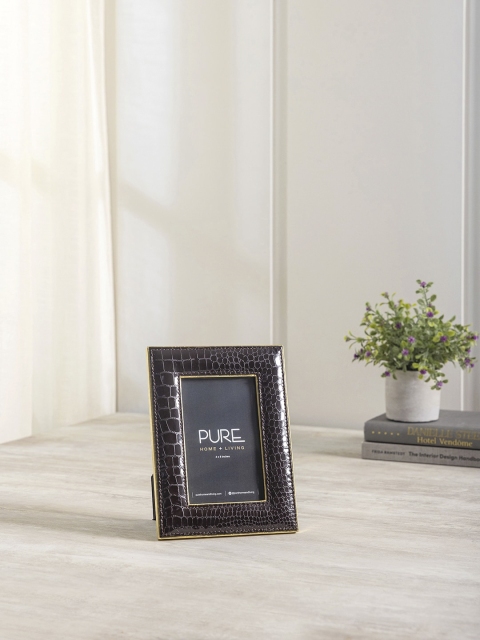 

Pure Home and Living Brown Crocodile-Skin Textured Photo Frame