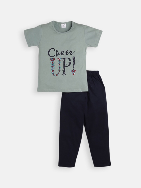 

Todd N Teen Girls Khaki & Navy Blue Printed Night suit
