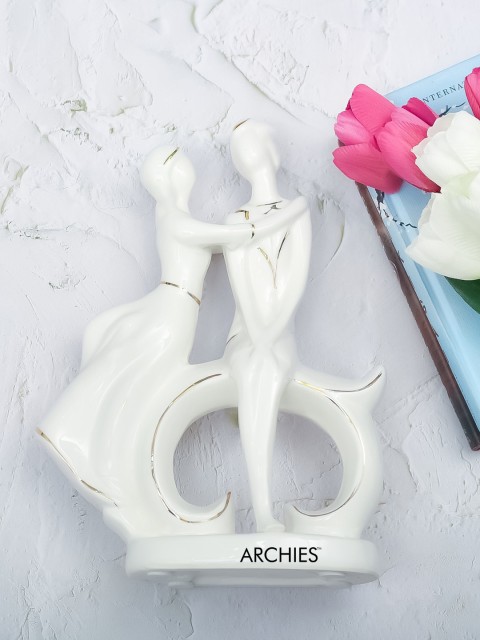 

Archies White Premium Romantic Lovers Statue Showpiece