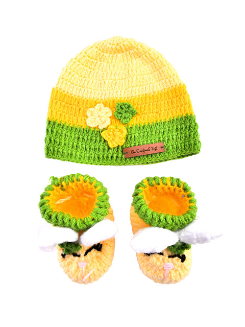 

The Original Knit Girls Yellow & Green Handmade Applique Beanie & Booties