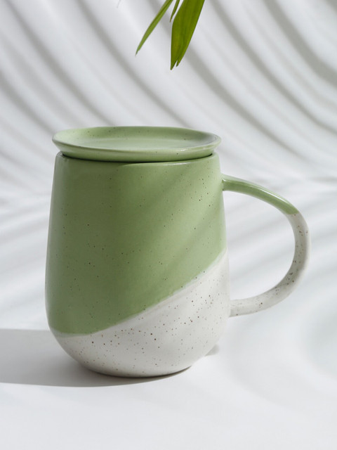 

Fabindia Green & Grey Printed Ceramic Glazed Speckled Glossy Lid Mug