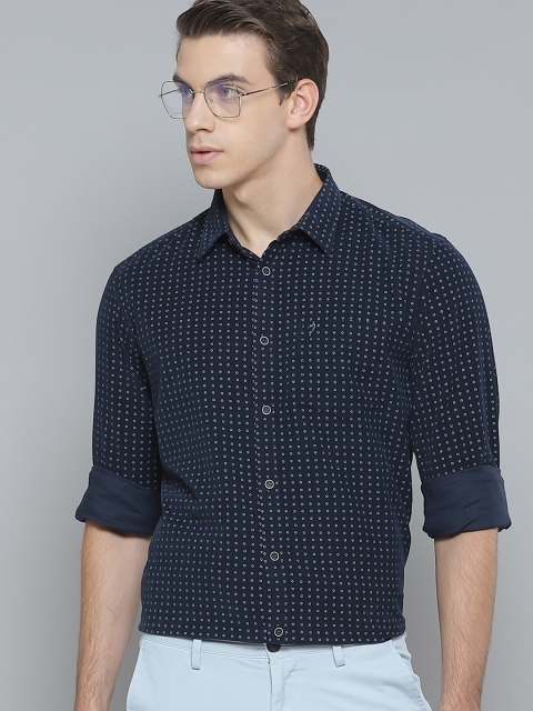 

Indian Terrain Men Blue Slim Fit Opaque Printed Casual Shirt