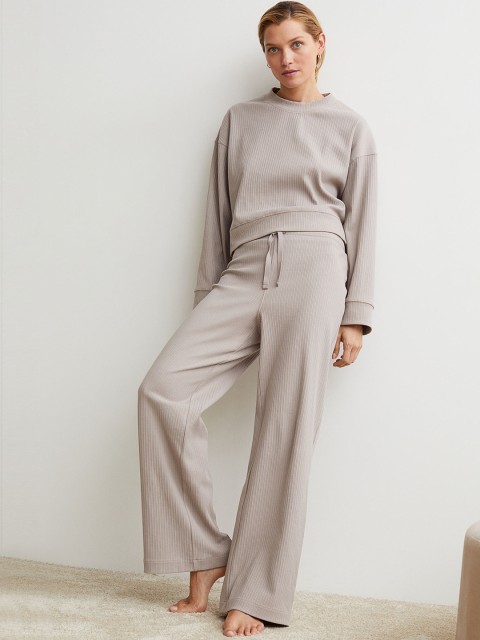 

H&M Women Beige Ribbed Trousers